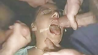 Світловолоса кіно для дорослих порно мініатюрна мілфа Джолін отримує сперму на обличчя після солідного відсмоктування