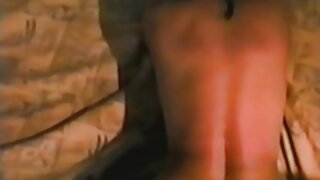 Раптовий секс з неслухняною татуйованою брюнеткою в короткометражні порнофільми позі наїзниці